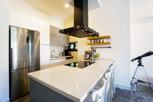 GUMUSLUK UGUR'UN EV-17