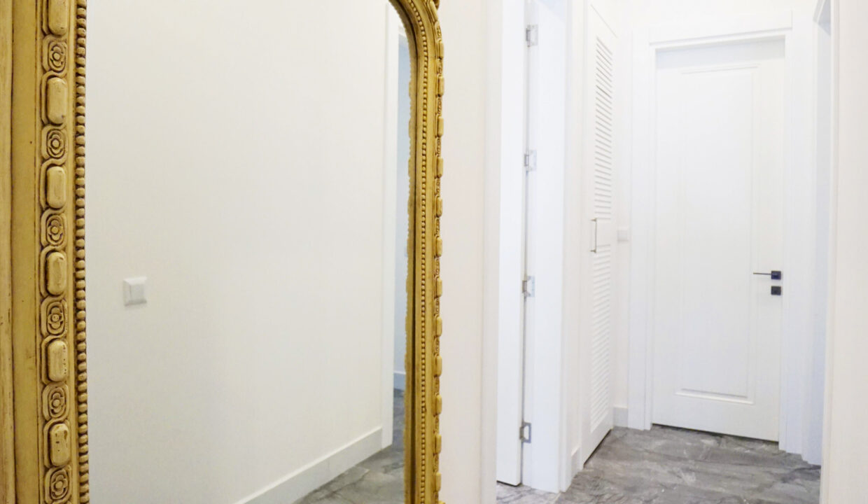 GUMUSLUK UGUR'UN EV-21