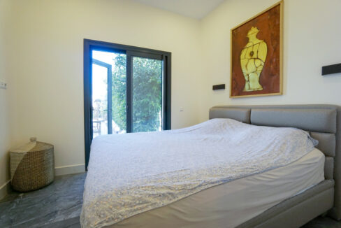 GUMUSLUK UGUR'UN EV-30